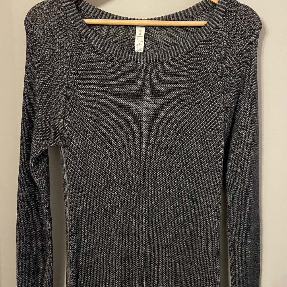 Lululemon sweater